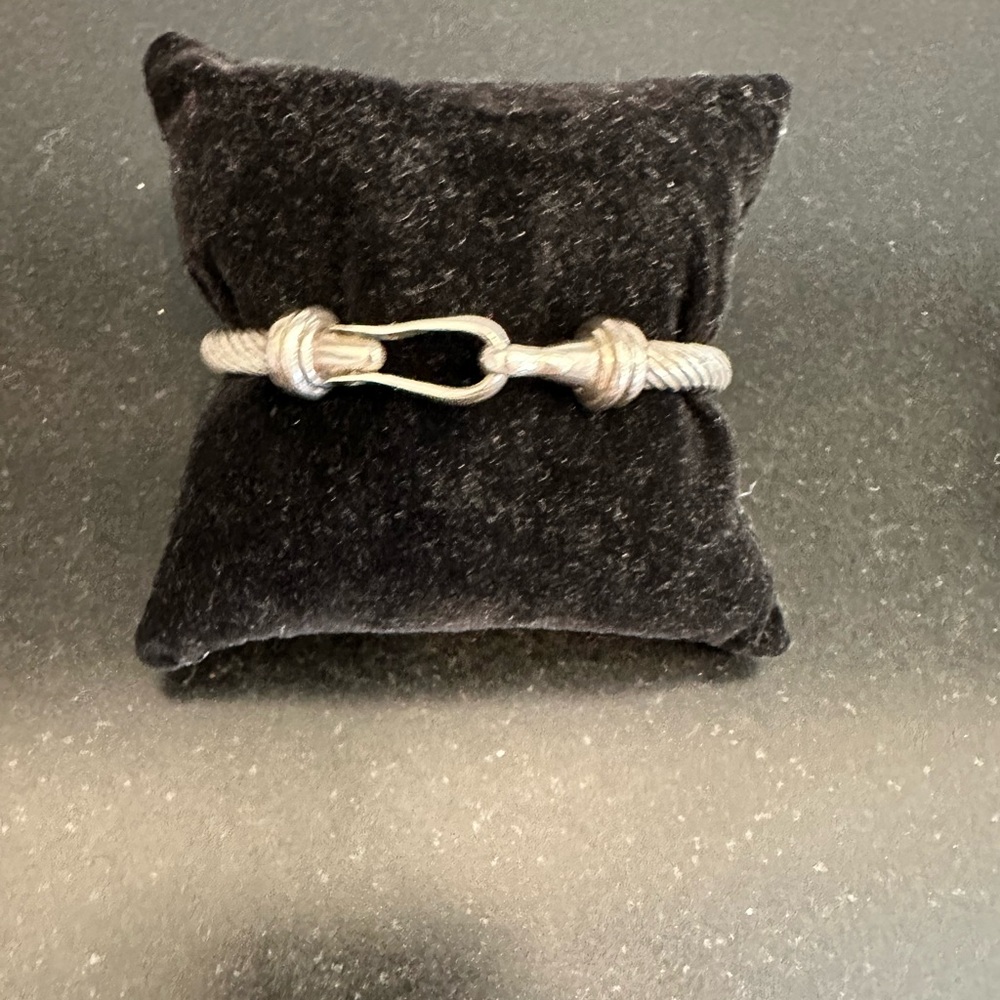 Sterling Silver cable style hook closure bangle bracelet